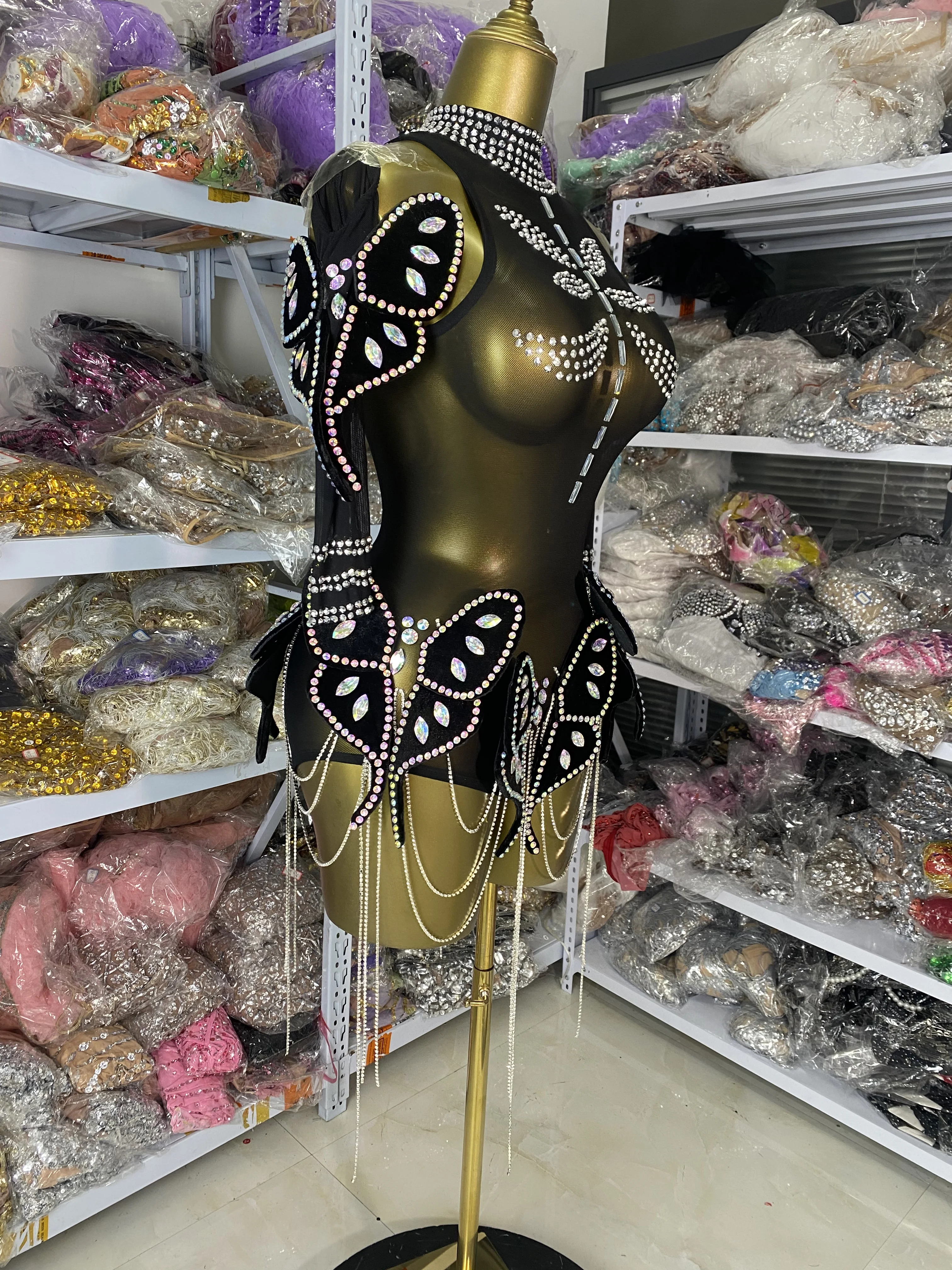 Sexy transparente strass borla malha bodysuit para mulheres festa de halloween borboleta cosplay traje bar cantor mostrar palco wear