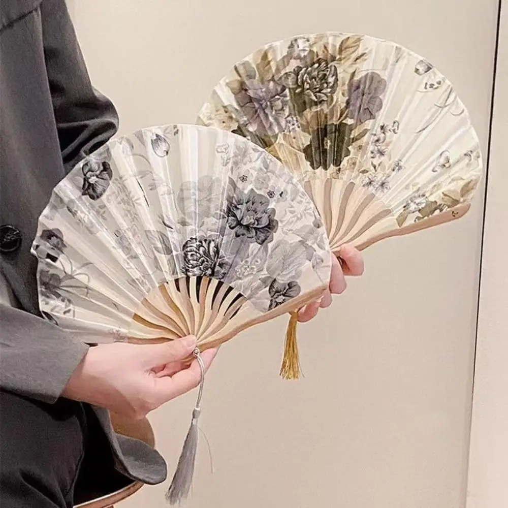 New Chinese Style Hand Fold Fan Portable Dance Props Silk Flower Folding Fan Woman Men Living Room Cabinet Decor Retro Shell Fan