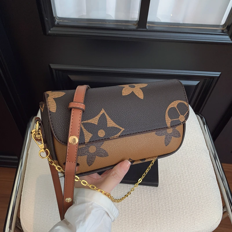 

Luxury Brand Inspired Women's Leather Handbag: Elegant Shoulder Bag With Crossbody Strap, Designer Style Tote