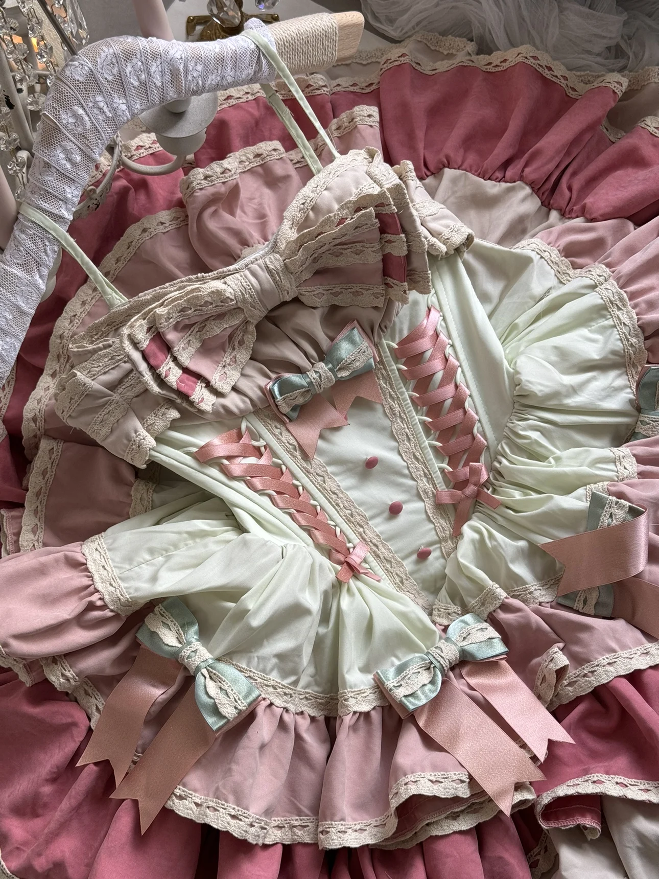 

Coalfell [Ribbon Dance] French Biqi First Love Milk Sweet Western Dress Lolita Princess Dress Pong Cake Lolita Ceremonial Dress