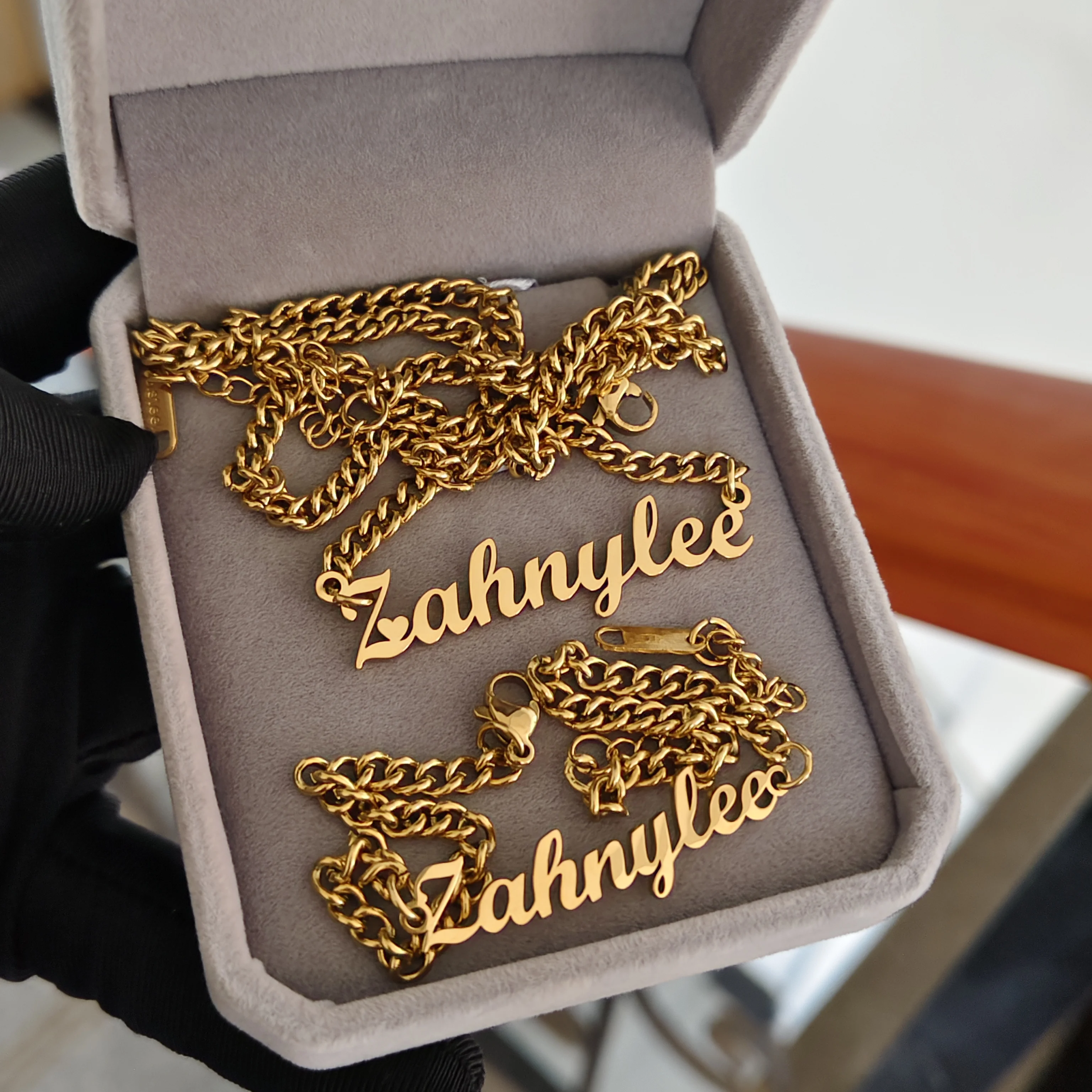 

DHQH Оптовая продажа, индивидуальный именной набор, персонализированное ожерелье с буквами, набор браслетов, подарок на день Святого Валентина, подарок на день рождения, прямые продажи