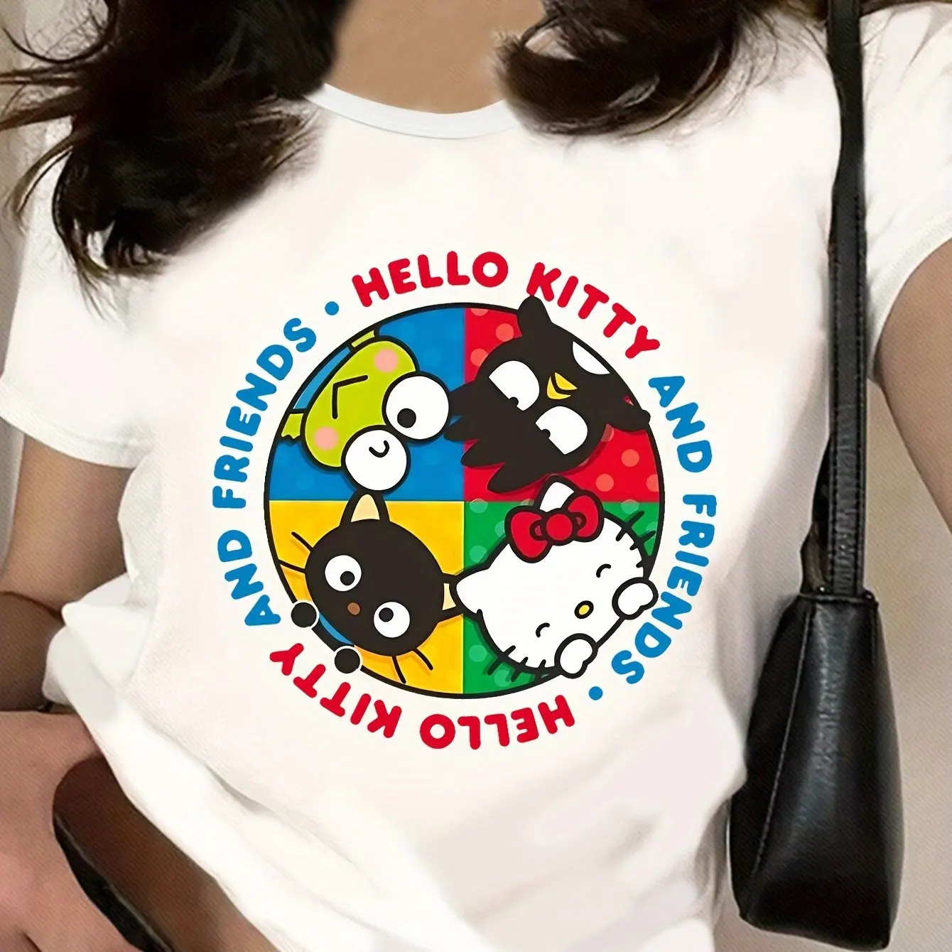 Sanrio para Hello Kitty y sus amigos Camiseta de manga corta con estampado lindo de dibujos animados y cuello redondo para mujer