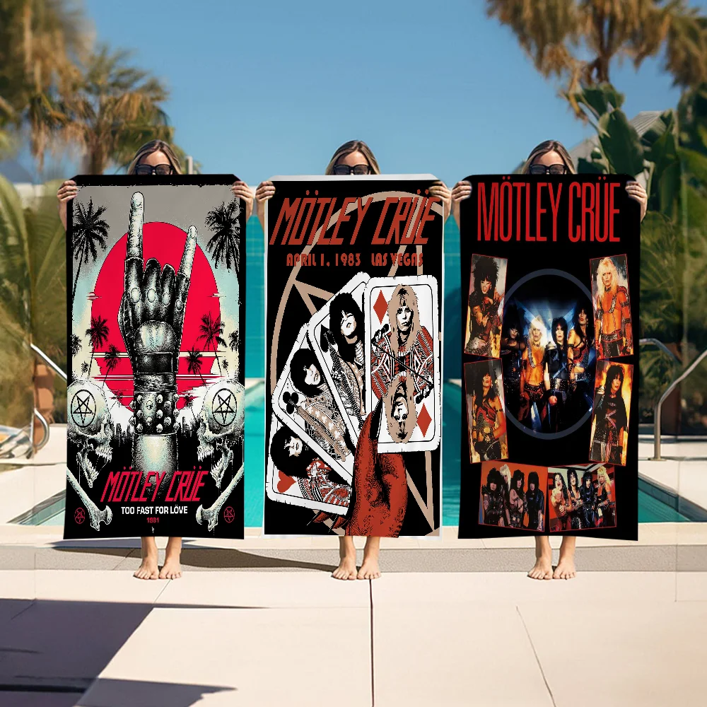 M-Motley C-Crue Big…