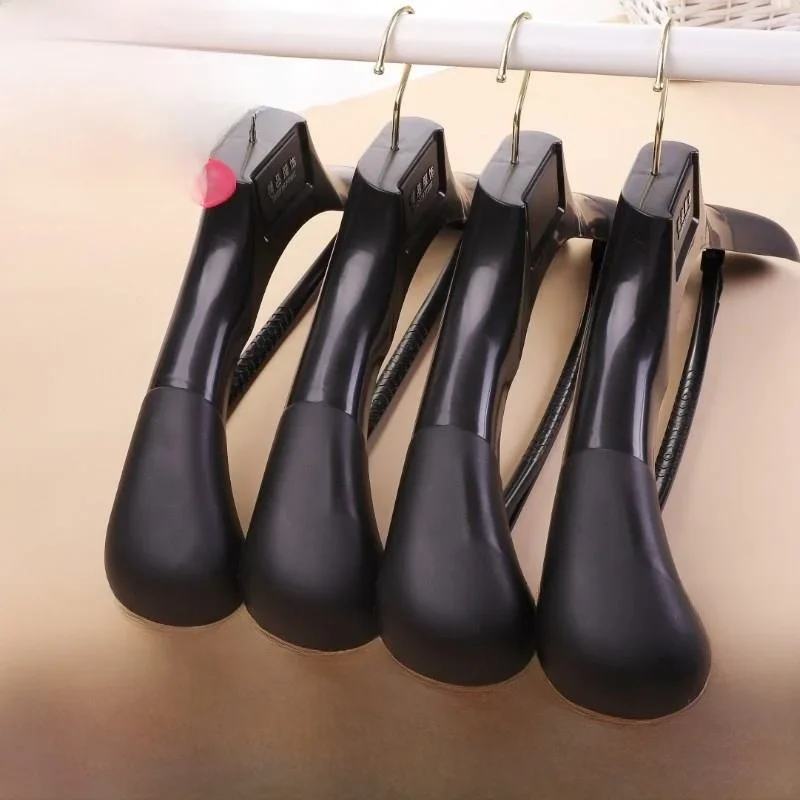 percha-de-plastico-de-hombros-anchos-para-trajes-de-hombre-uso-domestico-discreta-para-tiendas-de-ropa