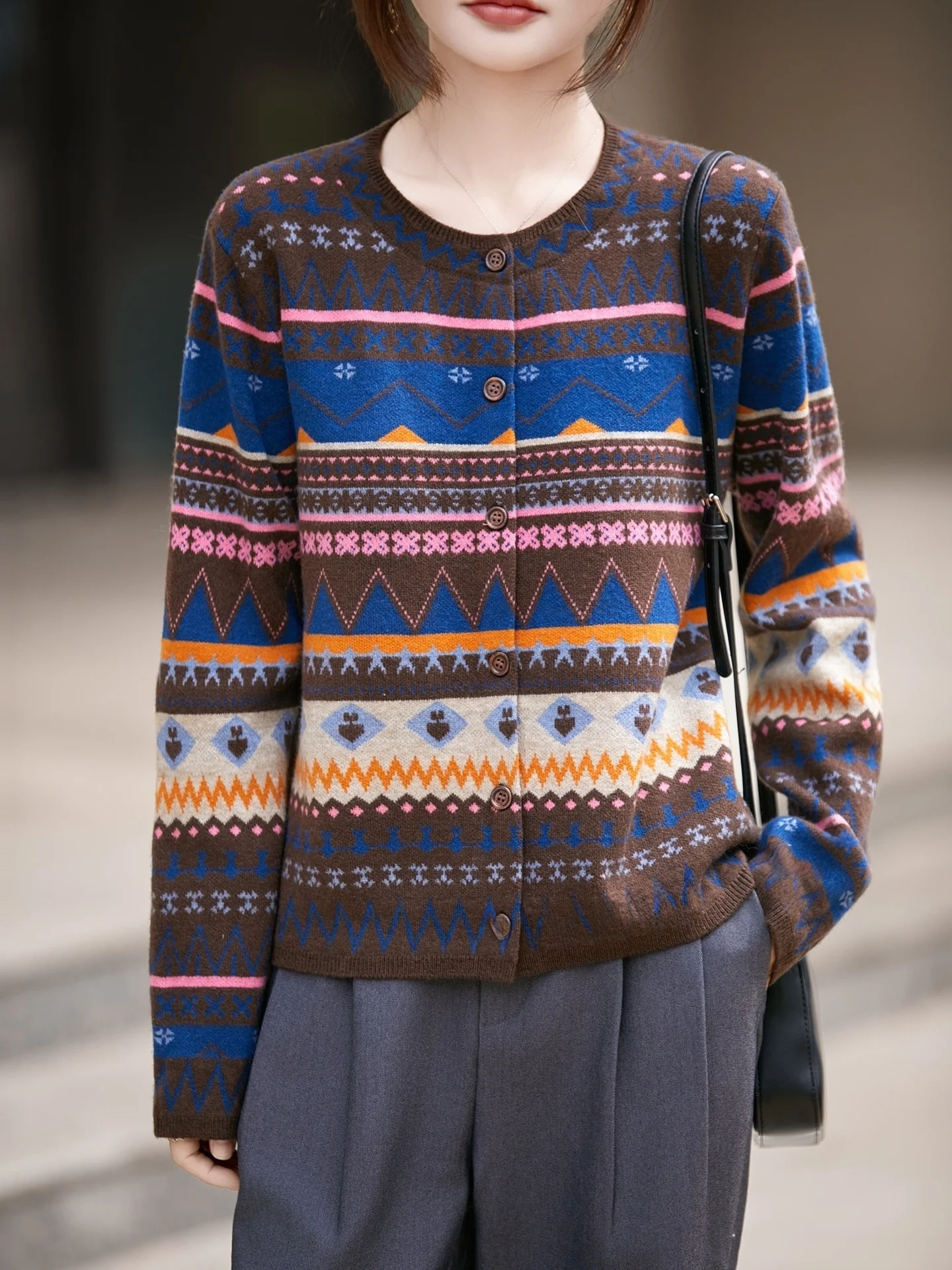 

Autumn Winter Thiened Knitted Open Cardigan Outerwear round Ne Splicing Color Ladies Soft Ethnic Sle Luxury Loose Fit S...