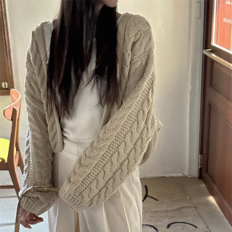 

Korean Style Autumn Women Long Sleeve Knitted Top Casual Solid Color Cardigan Elegant Sweater Jacket Winter Short Knitwear