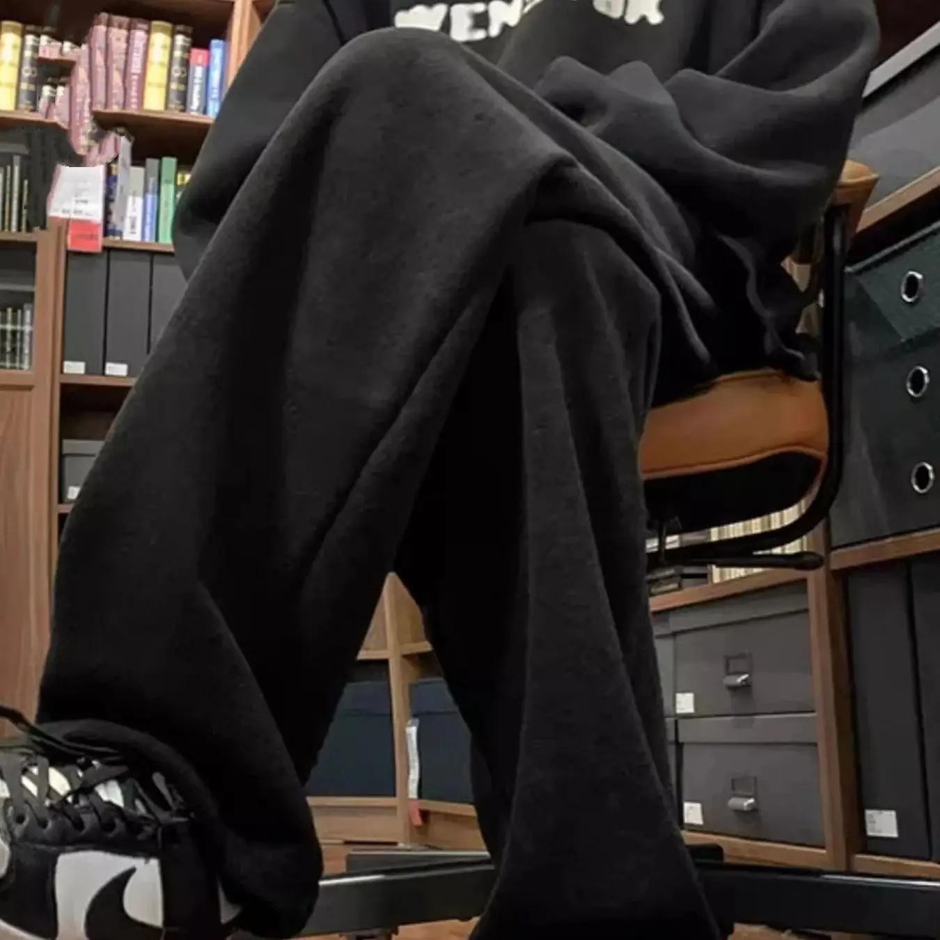 Amerikaanse retrostijl met fleece gevoerde verdikte joggingbroek voor dames, nieuwe herfst en winter losse casual veelzijdige afslankende luie wijde pijpen met hoge taille