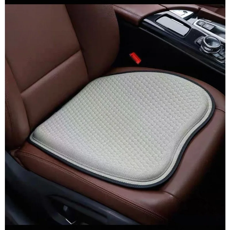 Das coole Gel-Sitzkissen des Autos ist ein hochwertiger cooler Stoff. Das 3D-Softgel eignet sich für Zuhause, Büro und atmungsaktive Unterlage