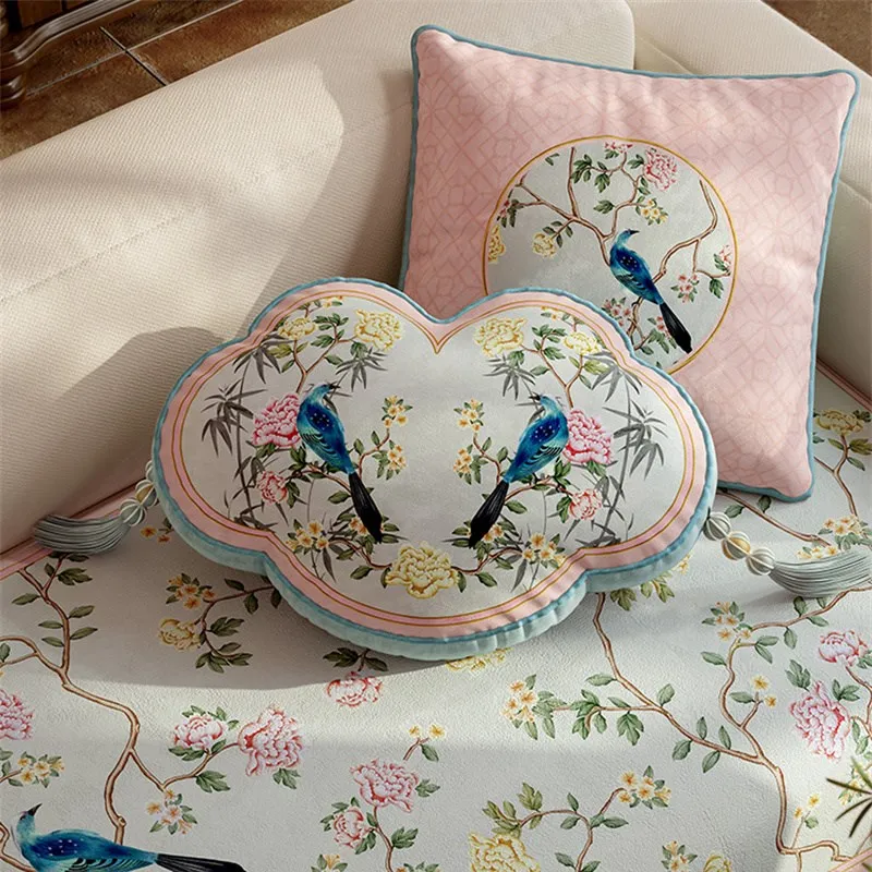Butterfly Shape Pillowcase With Insert Luxury Velvet Cushion Tassel Decor Chinoiserie Throw Pillow for Couch Bed Car Irregular