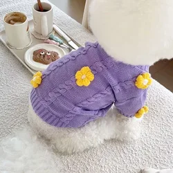 Ropa cálida de flores para perros, suéteres morados a la moda para mascotas, tejidos de peluche más suaves que los osos, otoño