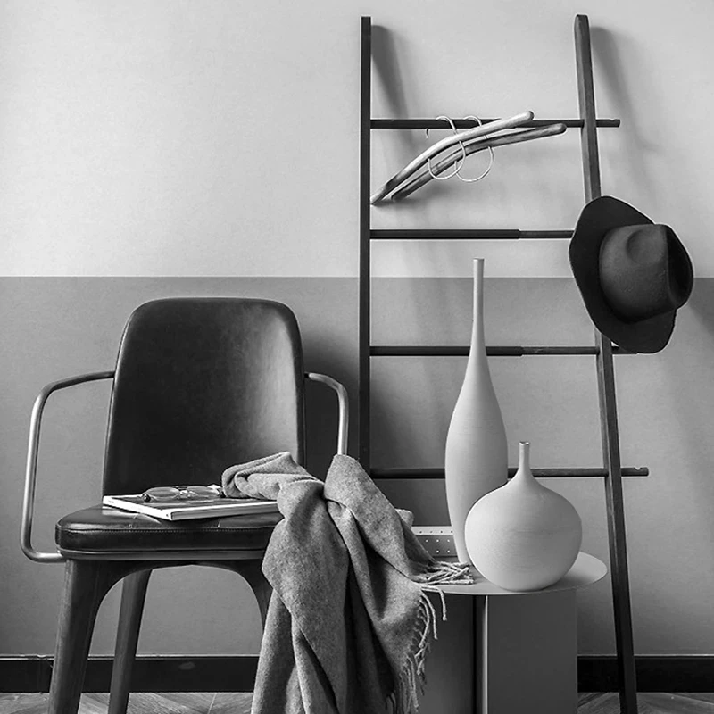 

Creative Hand-made Brushed Ceramic Vase Soft Decoration Cabinet Bookcase Home Decoration Ornaments Various Styles Black&white