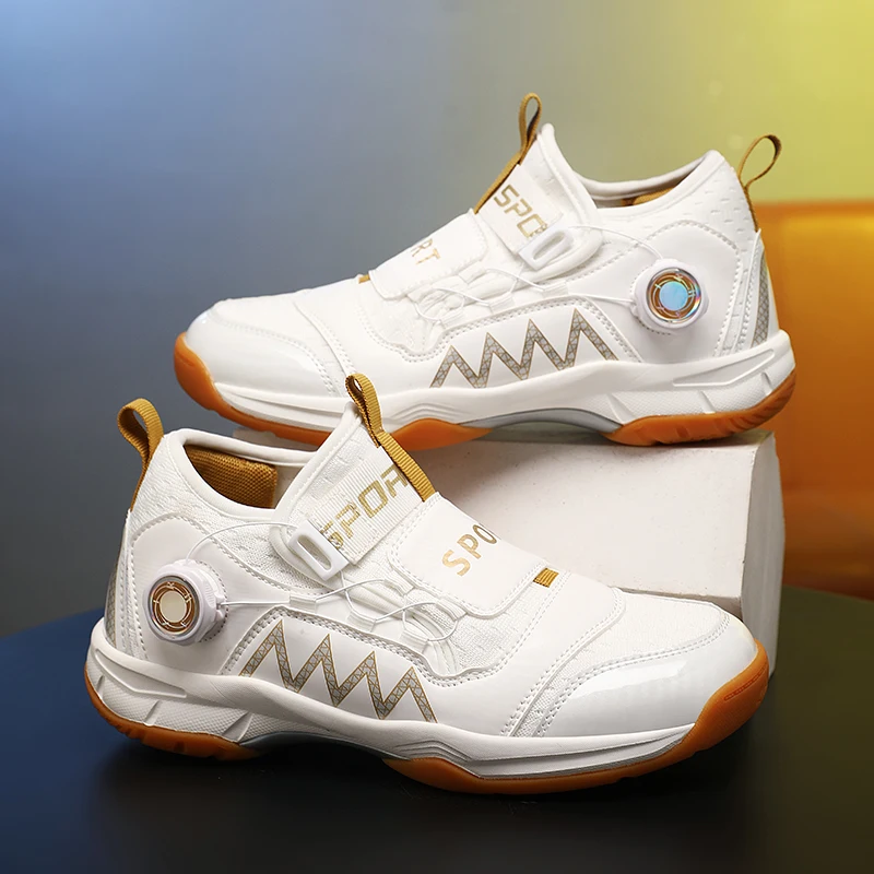 Scarpe da badminton sportive professionali per bambini, scarpe da allenamento sportive da ping pong per bambini traspiranti in mesh alla moda