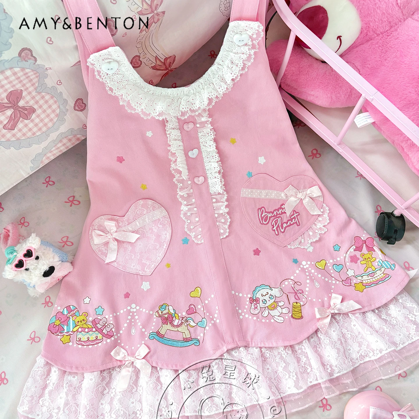 

Japanese Style Cute Mini Dress Original Kawaii Cartoon Rabbit Embroidery Dresses Pink Sleeveless Lace Patchwork Dress for Women
