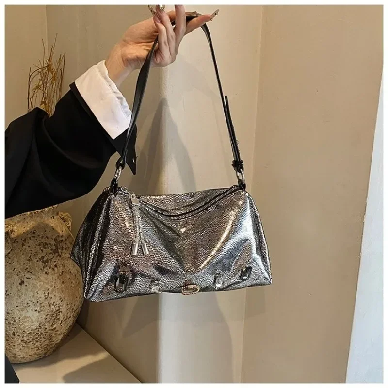 

Retro New Shoulder Bags Armpit Sequined Ladies Shoulder Bags2024 High Quality Nylon Solid Zipper Soft Fashion Crossbody Bag