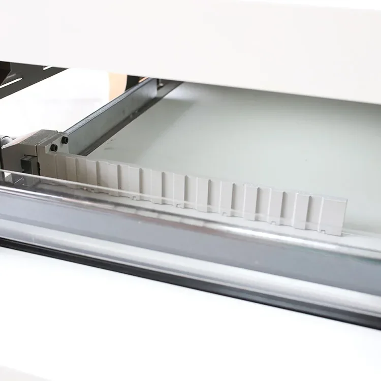 Macchina per la produzione di libri di album fotografici digitali all'ingrosso Macchina per la produzione semiautomatica automatica multifunzione per uso vegetale