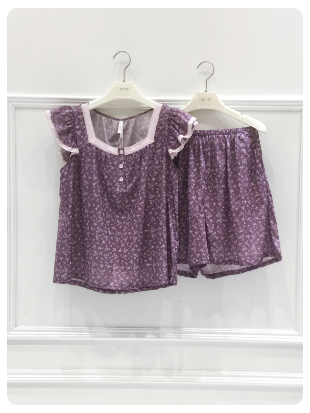 camison-de-algodon-puro-nicola-para-mujer-modelo-2026-con-cuello-cuadrado-estampado-floral-pequeno-y-manga-corta-ideal-para-el-verano-y-el-hogar