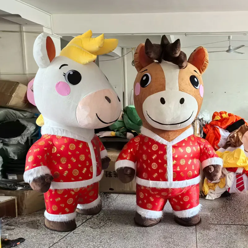 Riesiges aufblasbares Pferd Maskottchen Kostüm Erwachsene Cartoon Neujahr Kleidung Halloween Karneval Tier Cosplay Party Keine Batterie