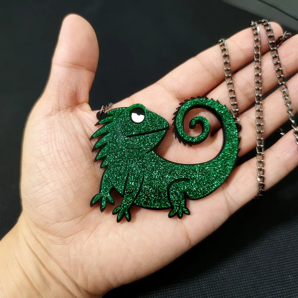 KUGUYS Lizard Chameleon Pendant Necklace for Women Men Green Glitter Acrylic Animal Black Chain Fashion Jewelry Accessories