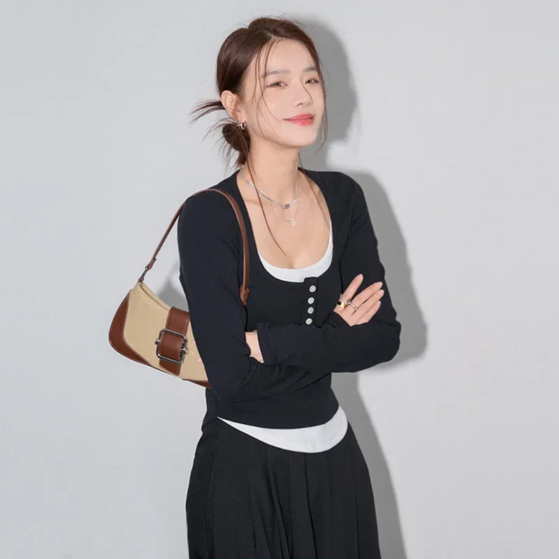 Women Button Front Long Sleeved T-shirt Slim Top With Contrast Double Neckline And Hem