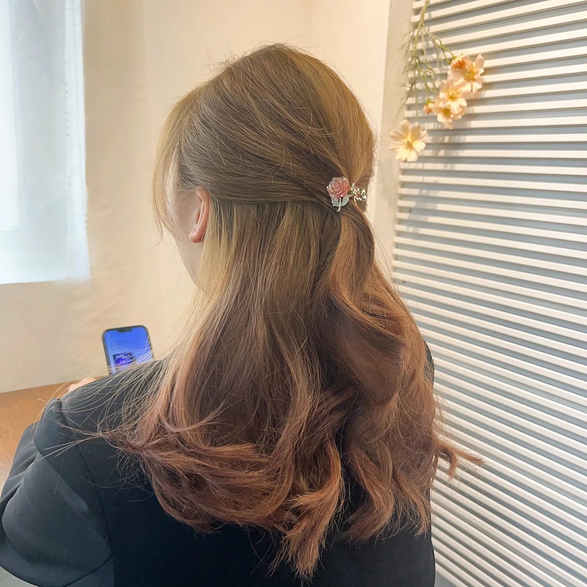 Super fairy dopamine flash alloy flower grab clip small fresh exquisite ponytail clip girl heart elegant versatile hair accessories