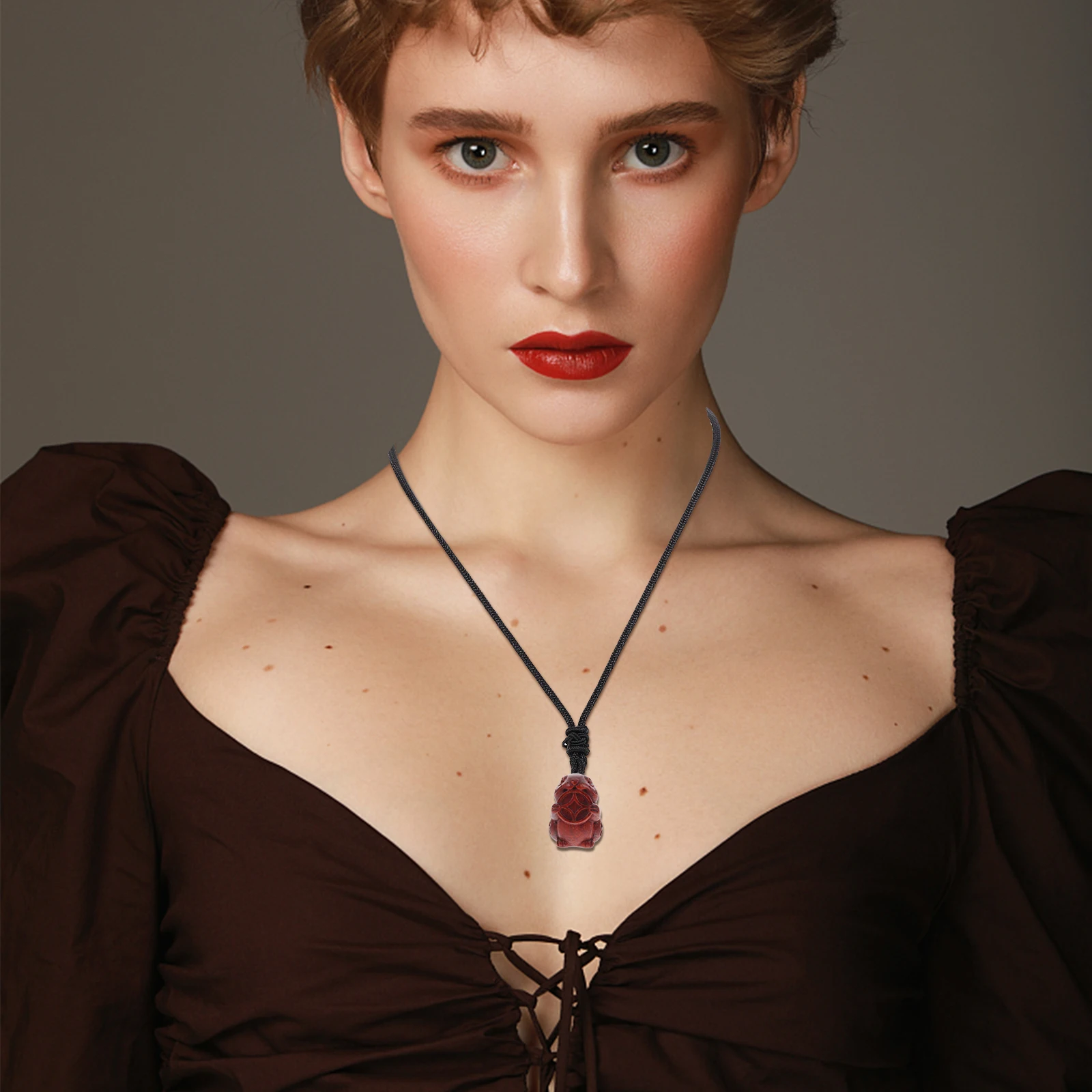 

Wooden Rabbit Pendant Delicate Retro Ornament Good Visual Feeling DIY Hanging Decor Accessory Wooden Key Chain Charms