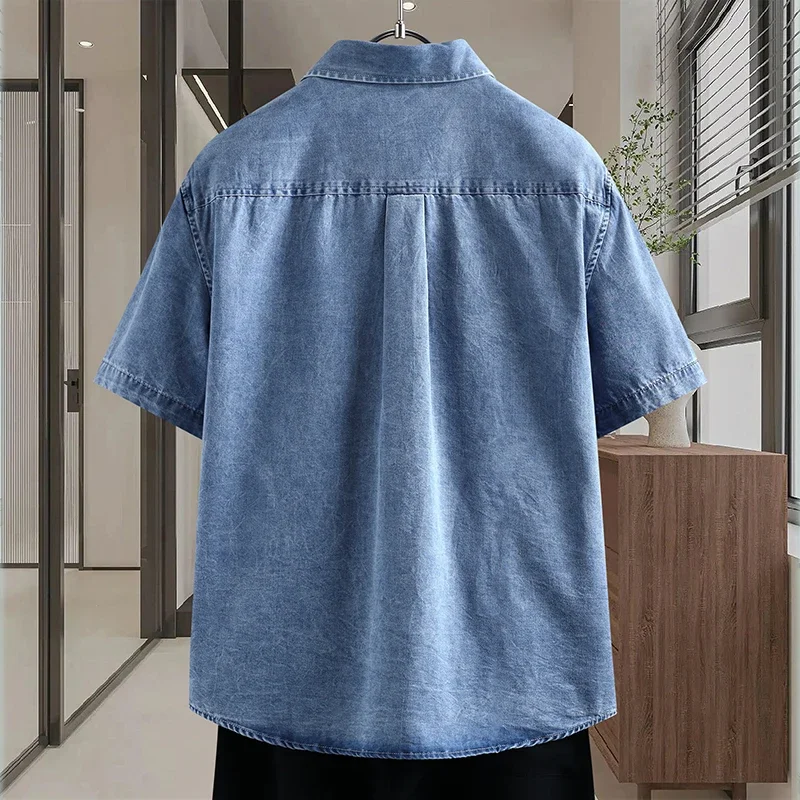 Immagine 4: Camicia in Denim Sottile da Uomo, Nuova Moda Estiva, Traspirante, in Misto Cotone, Manica Corta, Tinta Unita, per Uso Quotidiano e Streetwear
