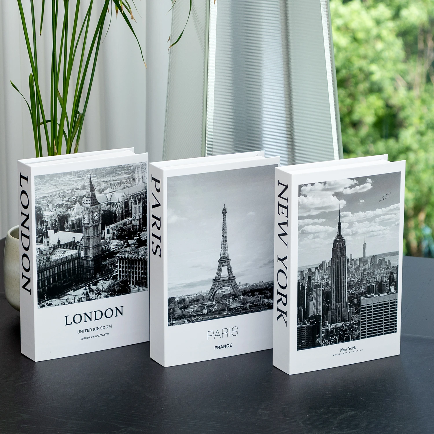 صندوق تخزين فاخر على شكل كتاب  - مراجعة Interior Design Handbook وسعره