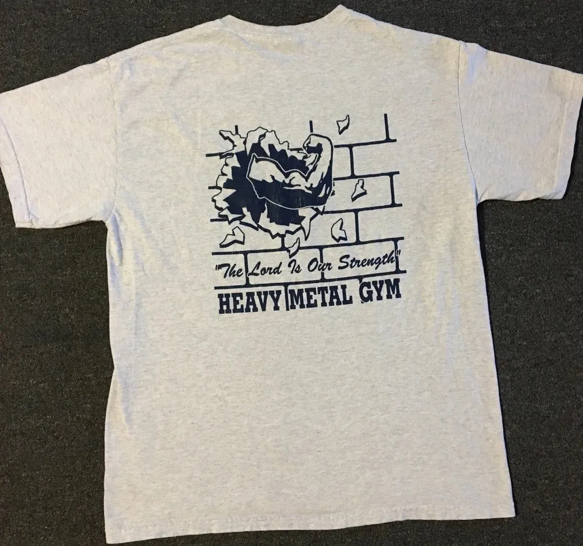 

Футболка Vtg Heavy Metal Gym Lord Is Strength Faded M God Jesus Funny Grunge 90-х годов