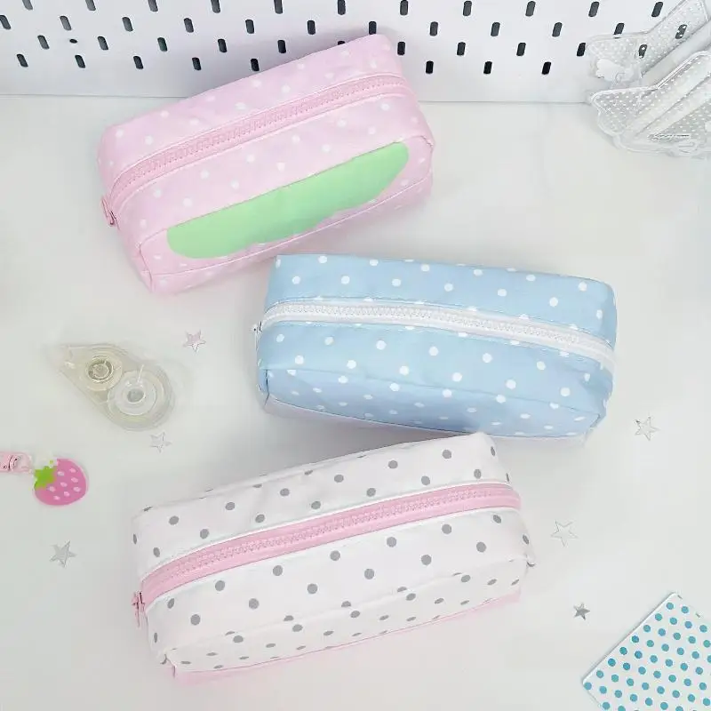 Stifteetui mit Erdbeer-Polka-Dot-Muster, großes Fassungsvermögen, niedliche und vielseitige Aufbewahrungstasche für Schreibwaren, ideal für die tägliche Organisation auf dem Schreibtisch. – Detail 6