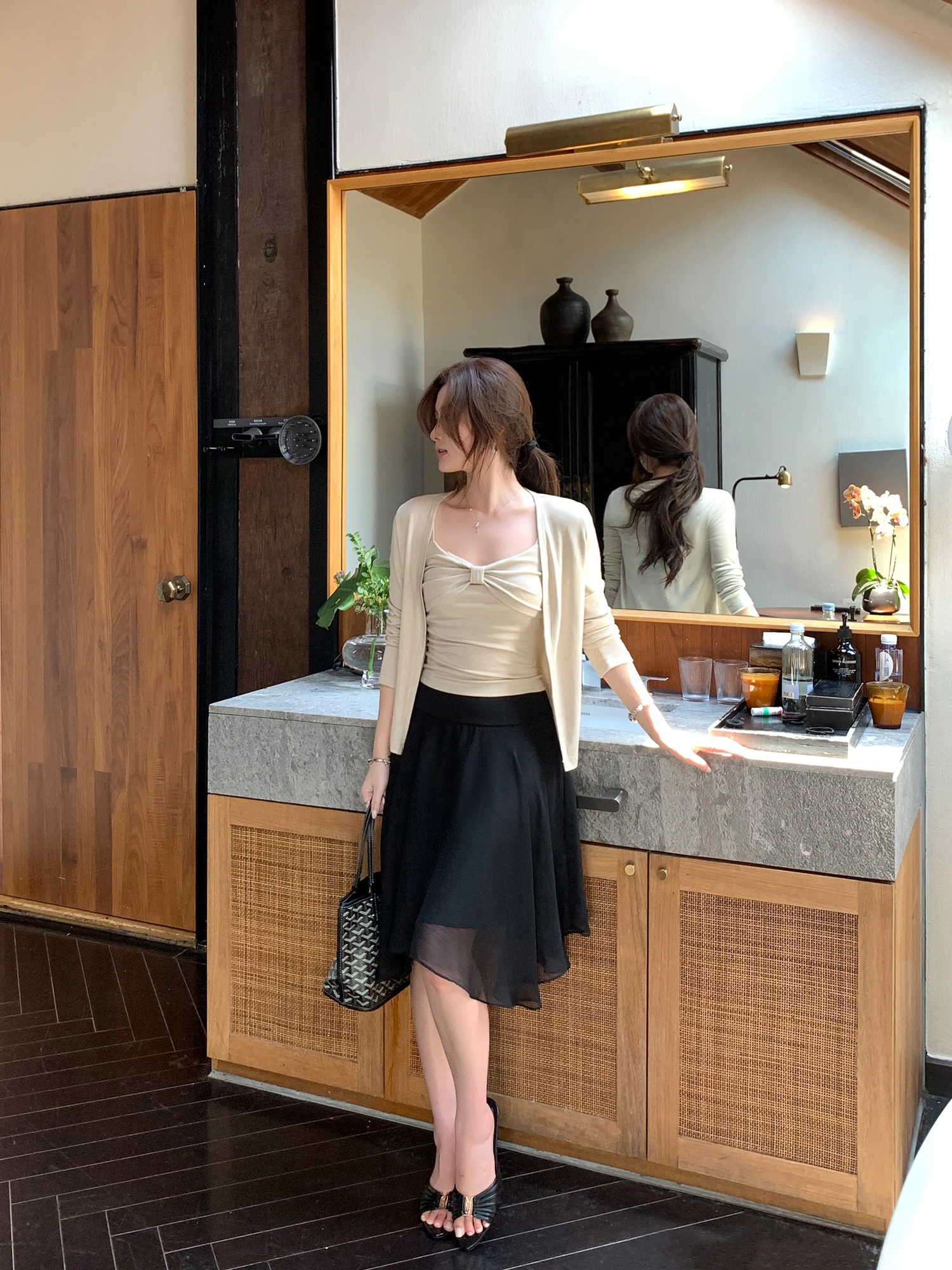 Pusumede Efficient Wardrobe Short Sleeve Knitted Cardigan Women's Thin Style Casual Wear with Chest Pad Two-Piece Set