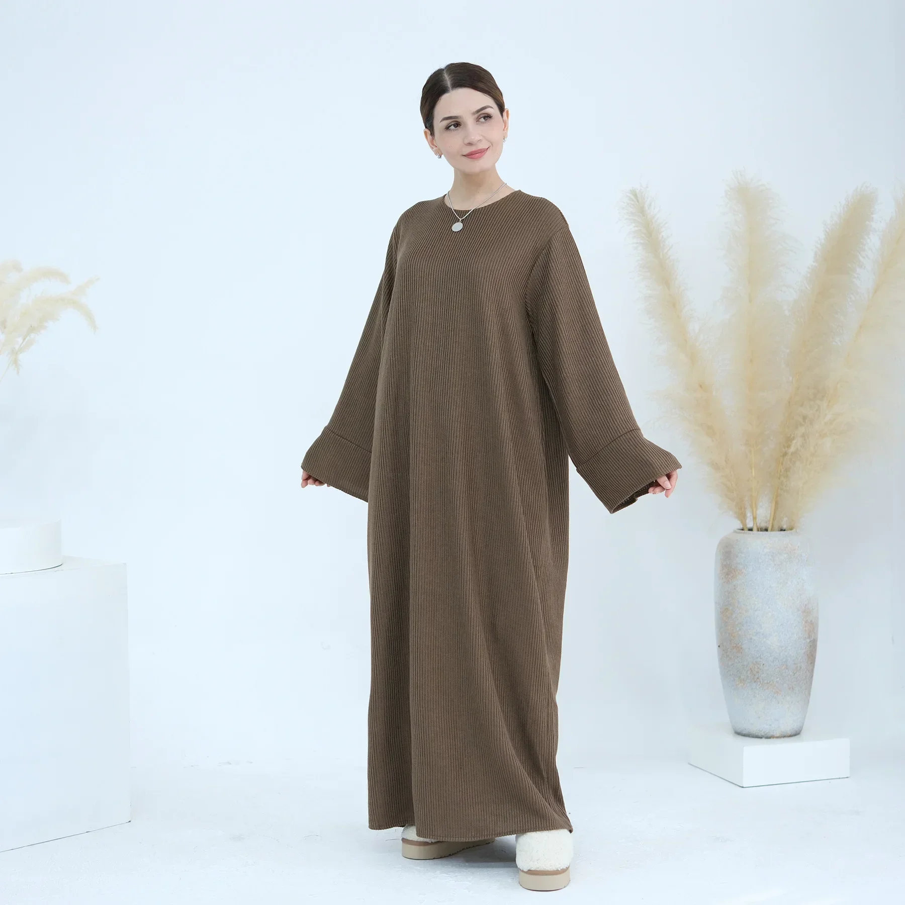 Inverno abaya vestido solto camisola de malha vestidos muçulmanos plain abayas para mulheres dubai luxo roupas islâmicas kaftan robe ramadan