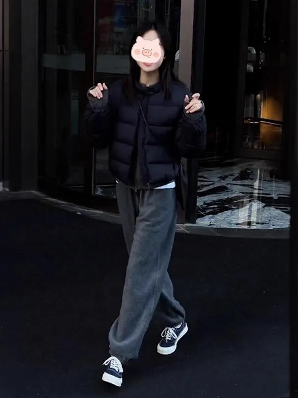 

Женский зимний повседневный спортивный комплект: утепленная хлопковая куртка-пуховик и повседневные спортивные брюки, модный комплект из двух предметов