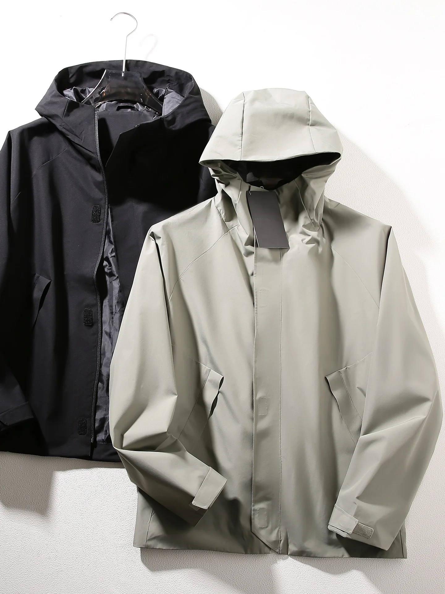 

High-End Outdoor Men's Sportswear Fce Lined Hooded Jaet Stand Fit Nylon Polyester Blend with Durable Water Repellent ...