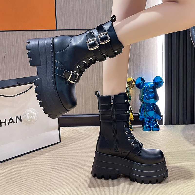 Nouvelles dames Goth plate-forme bottes marque de mode Rivet boucle Punk compensées talons hauts femmes bottes fête rue Cosplay femme chaussures