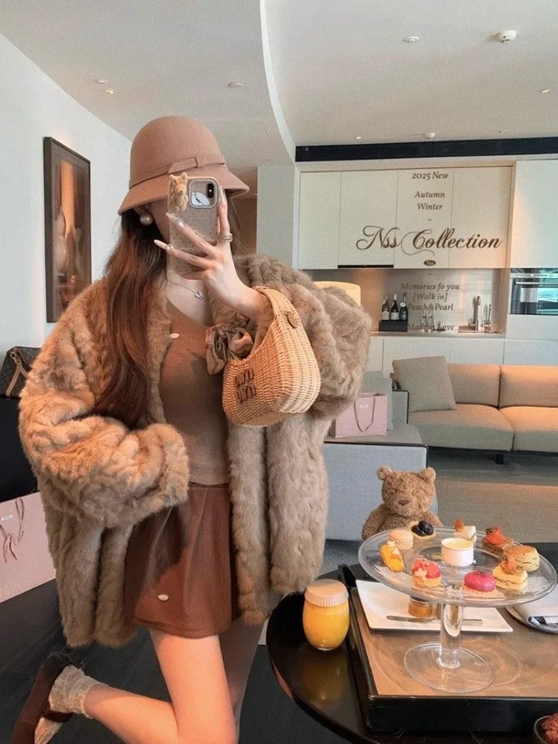 Top Stream Daughter Environmental Protection Small Lake Sheep Imitation fur fur Integrated Plush Jacket Women's Loose Lazy Coat