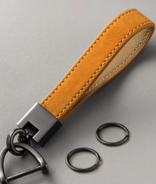 Luxury Genuine Leather Car Key Chain Pure Color Buckle Keyring Fashionable Car Accessory Unique Gift Idea