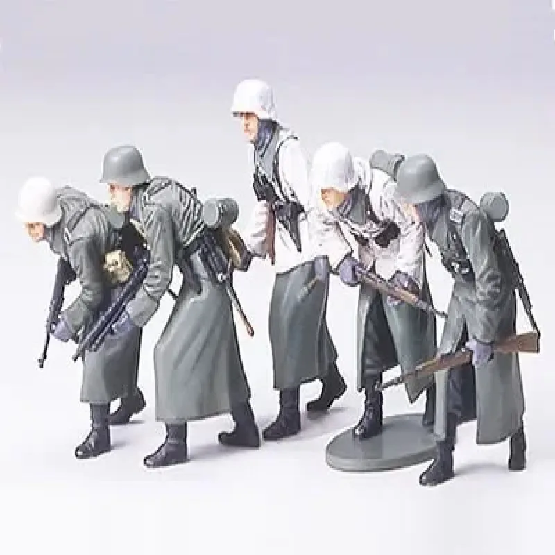 

Tamiya 35256 Plastic Model 1/35 German Assault Infantry W/winter Gear Soldiers Figures Assembly Model Kits Hobby DIY