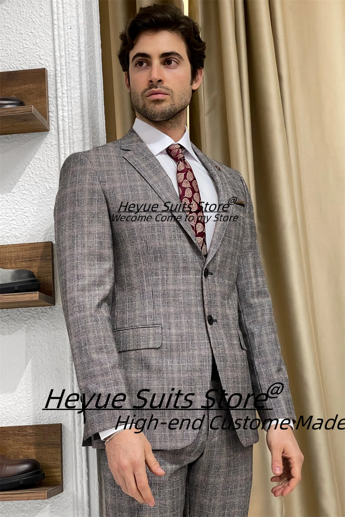 

Classic Plaid Men Suits Customized Slim Fit Notched Lapel Groom Wedding Tuxedos 2 Pieces Sets Male Party Blazers Costume Homme
