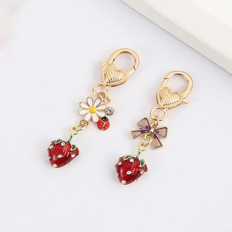 Lovely Strawberry Keychain Fruit Keyring Phones Lanyard Pendant Creative Bell Bag Pendant Jewelry Accessories Holiday Gift