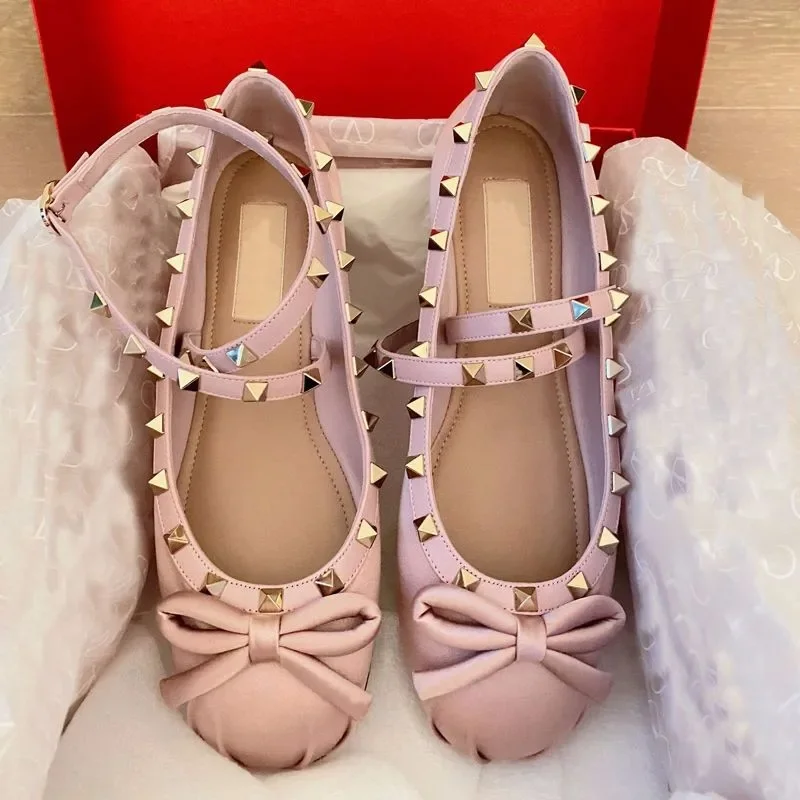 V family riveted satin ballet shoes female 2023 new bow French single shoes flat bottom Mary Jane princess shoes