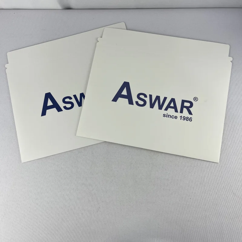 envelopes de papel kraft autoadesivos com design personalizado