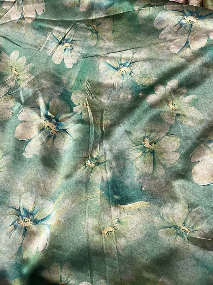 High Quality Chinese Style Green Flower 38momme Xiangyun Yarn Real Silk Fabric Vintage Cheongsam Dress Clothing Designer Cloth