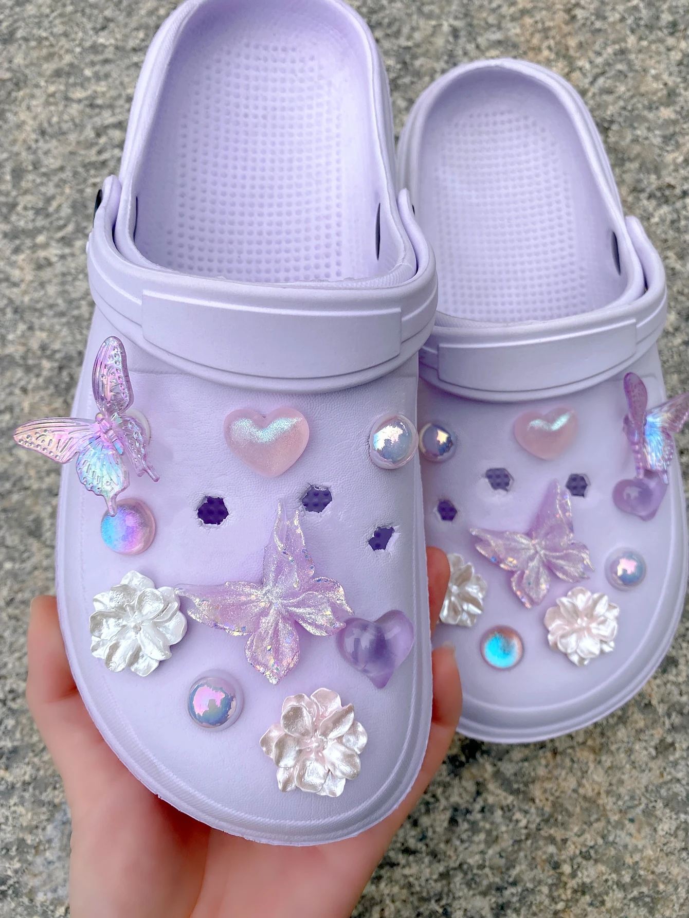 18-Piece Fashionable & Versatile Purple Butterfly DIY Detachable Shoe Accessories. Decorative Buckles & Shoe Charms for Clogs an