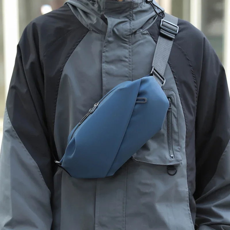 Riñonera minimalista para deportes al aire libre para hombre, riñonera impermeable para correr y trotar, elegante bolso cruzado con cinturón,