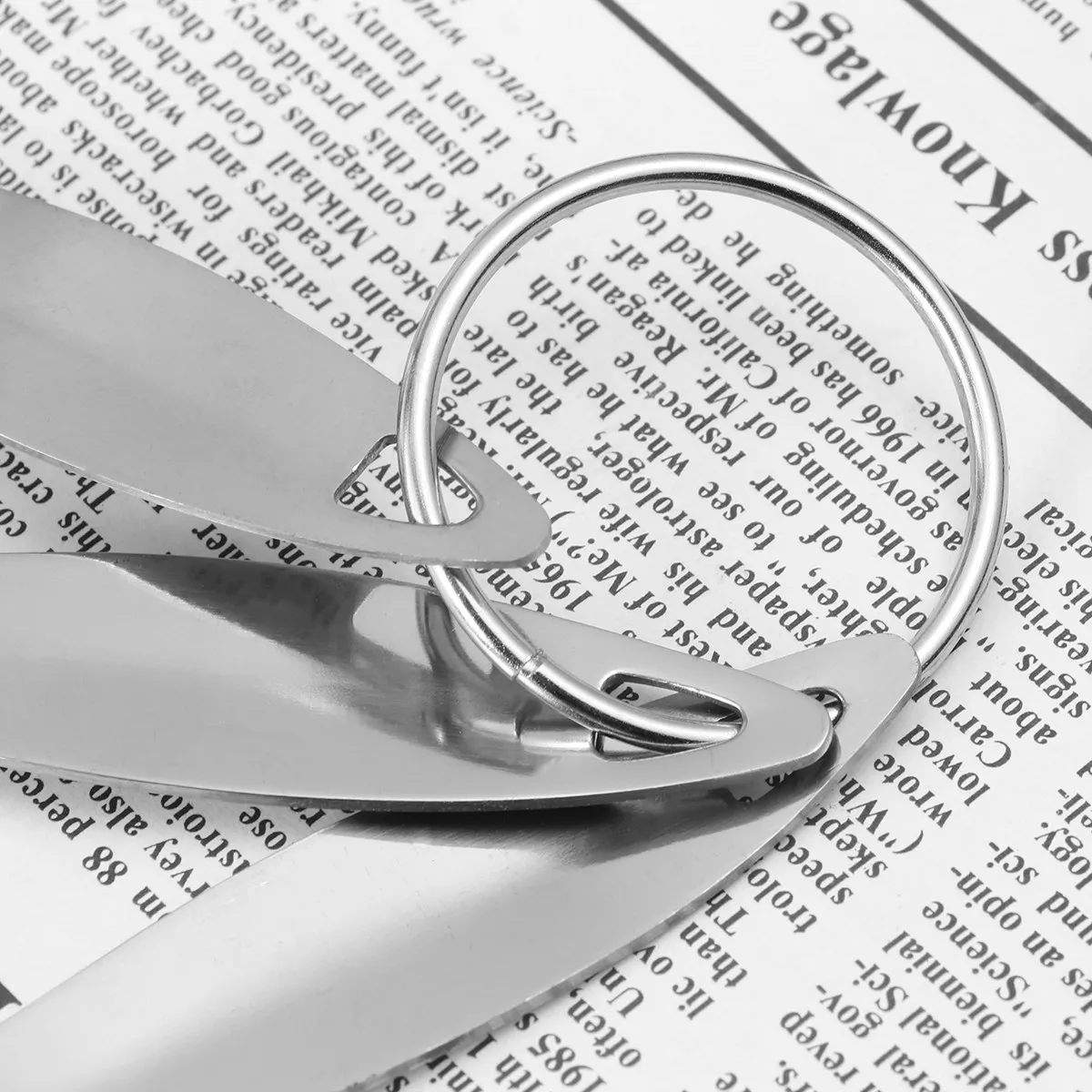 

Набор из 2 мини-воронок из нержавеющей стали с гладкой поверхностью, настенные, для хранения жидкостей в быту, удобные в использовании, размеры S, M, L