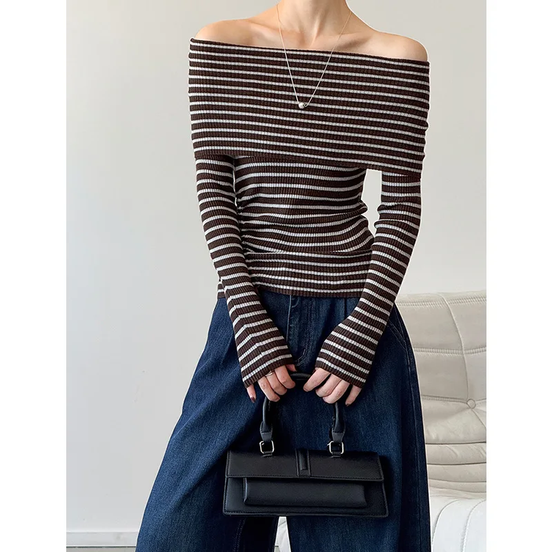 Pre-autunno New Light Mezza spalla T-shirt a maniche lunghe a righe Autunno da donna Dimagrante Top monospalla