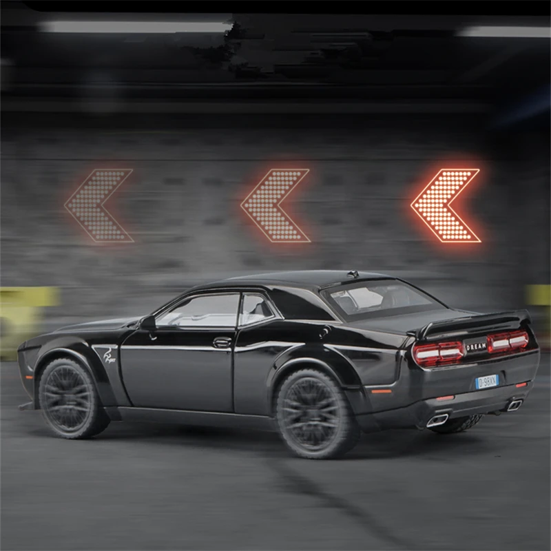 1:32 Dodge Challenger SRT Alloy Sports Car Model Simulation Diecast Metal Toy Muscle Car Model Sound and Light Children Toy Gift