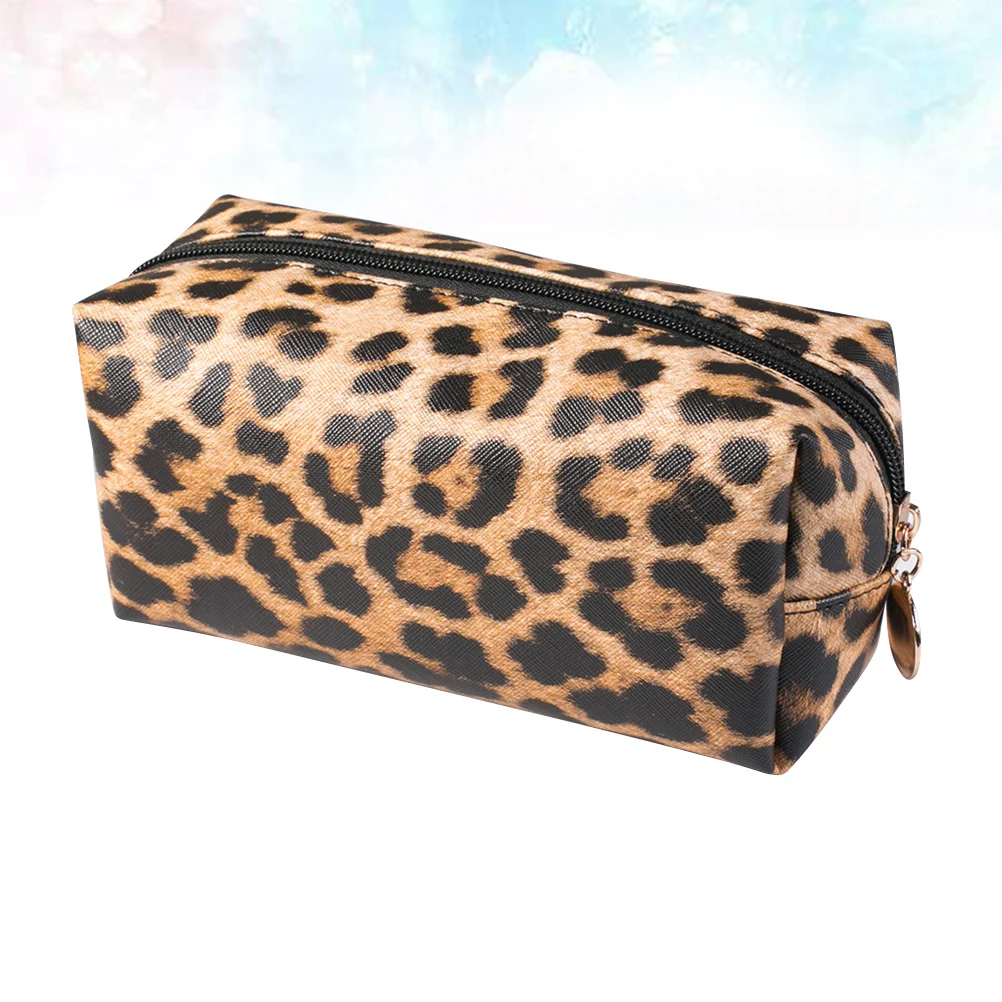 

Shallow Leopard Grain Color Toiletries Bag Print Simple Design Travel Toiletry Fashion Small Size Practical