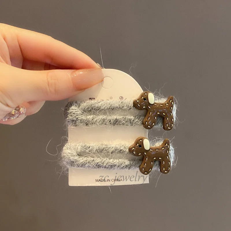 

Korea Dongdaemun New Style Knitted Cartoon Puppy Hair Clip for Women, High-end Sweet Girl Side Hairpin