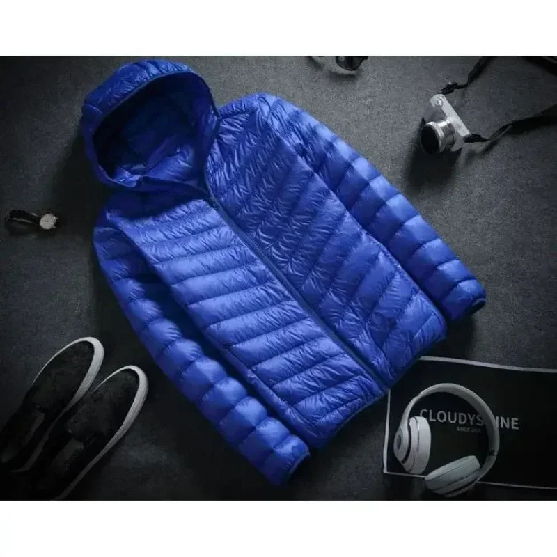 

Men's Winter Coat Warm White Duck Down Down Jacket Short Hooded Coat Light Storage Bag Travel Home Coat Men's Down Jacket